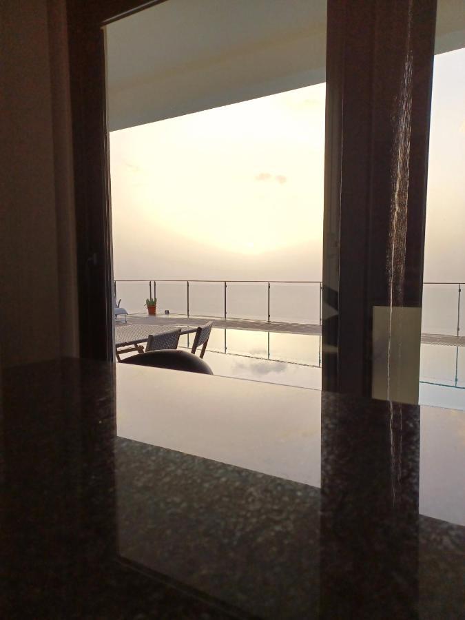 Villa Vista Do Vale à Arco da Calheta  Extérieur photo